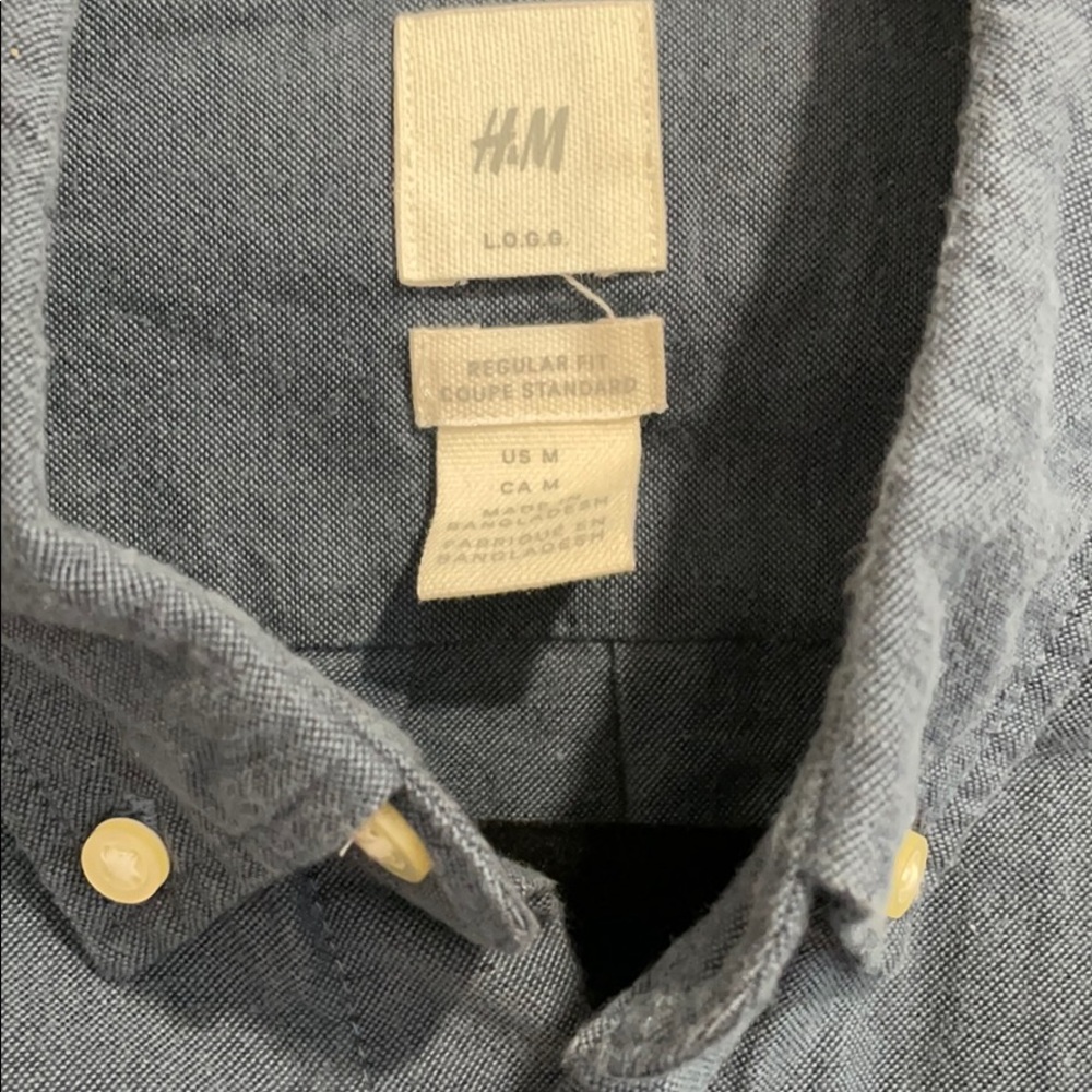Basic Button Down Shirt - Picture 3 of 6